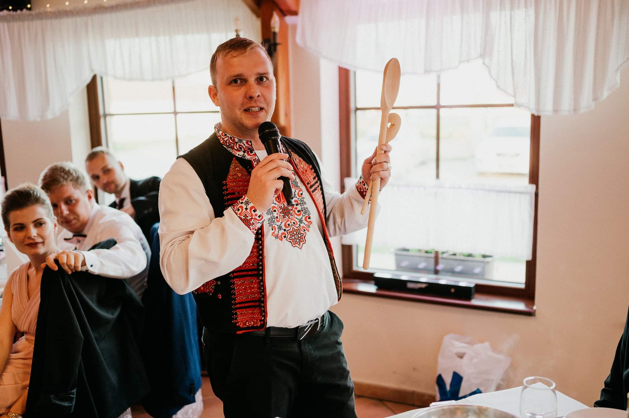 Aktivita s varechou počas svadby